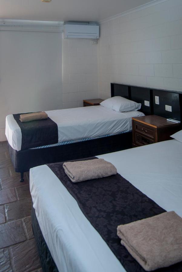 Longreach Most Central Motel Exterior foto