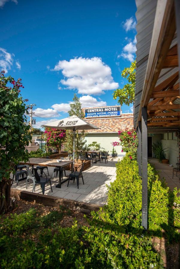 Longreach Most Central Motel Exterior foto