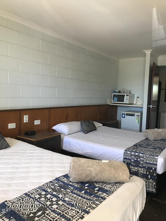 Longreach Most Central Motel Exterior foto