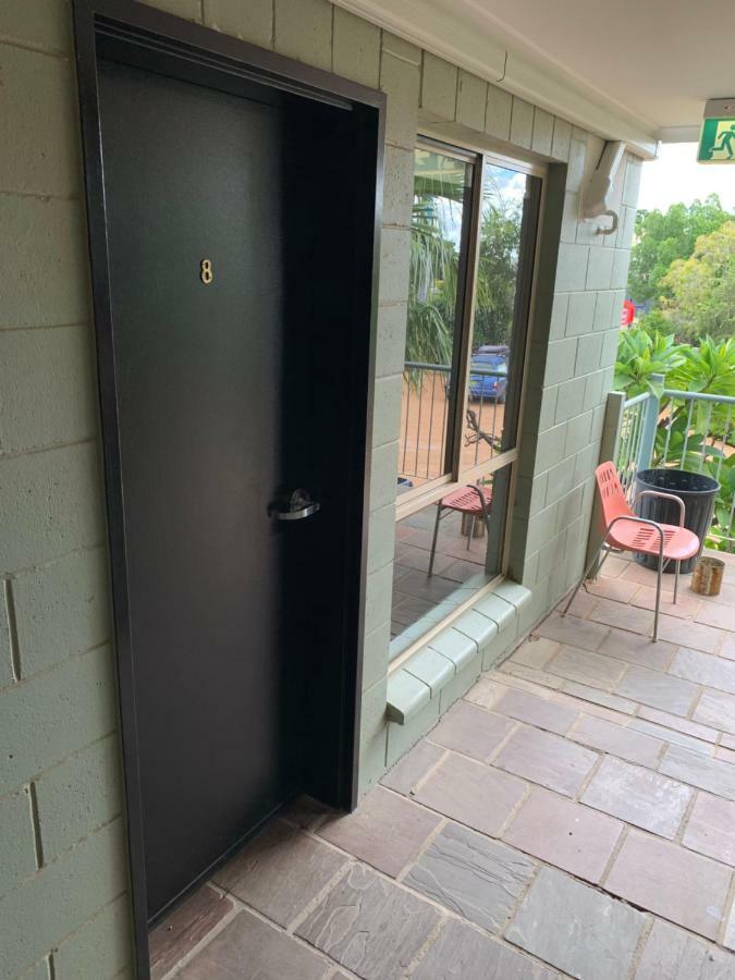Longreach Most Central Motel Exterior foto